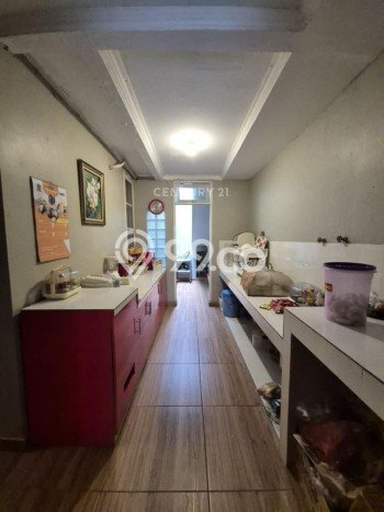 Dijual Rumah di Sakura Regency Jatiasih 3 Kavling Jadi 1 Rumah Dijual Rumah di Sakura Regency Jatiasih 3 Kavling Jadi 1 Rumah