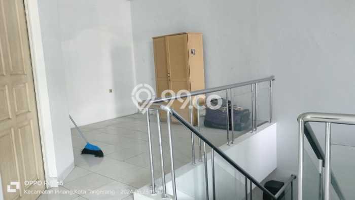 Rumah Elit Modern Tanpa Renovasi di Modernland Tangerang Rumah Elit Modern Tanpa Renovasi di Modernland Tangerang