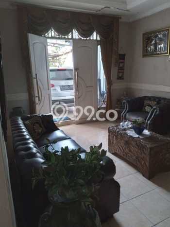 Rumah Strategis Modern Lb 300m2 di Kelapa Dua, Tangerang Rumah Strategis Modern Lb 300m2 di Kelapa Dua, Tangerang