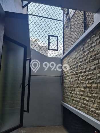Rumah Modern 5 Kamar LT 98m2 di BSD Nusaloka Rumah Modern 5 Kamar LT 98m2 di BSD Nusaloka