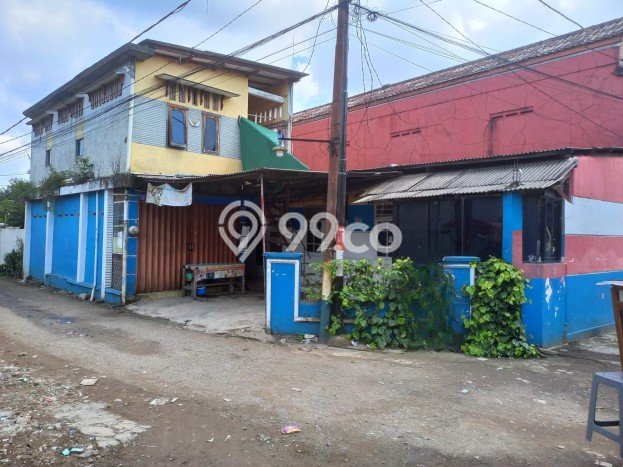 Unit Kost Dijual di Cibinong dengan 11 Kamar Tidur & Luas Bangunan 100m2 Unit Kost Dijual di Cibinong dengan 11 Kamar Tidur & Luas Bangunan 100m2