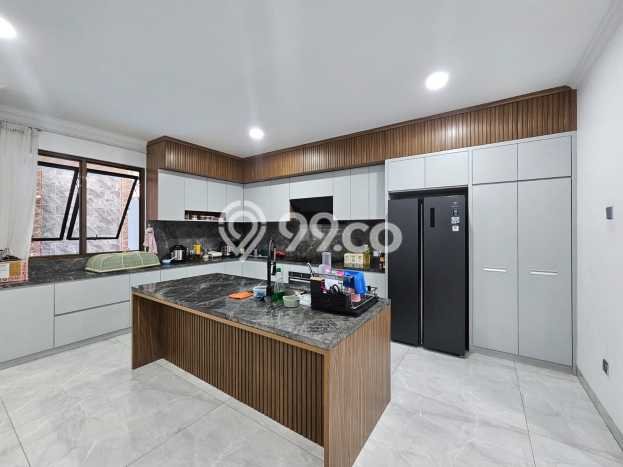 For Sale! Luxury House LT 250m2 Desain Modern di Gading Serpong For Sale! Luxury House LT 250m2 Desain Modern di Gading Serpong