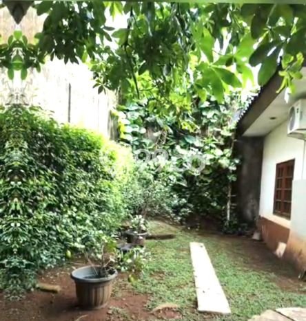 Siap Huni Rumah Mewah 5 Kamar di Menteng Dekat ke Mana Pun Siap Huni Rumah Mewah 5 Kamar di Menteng Dekat ke Mana Pun