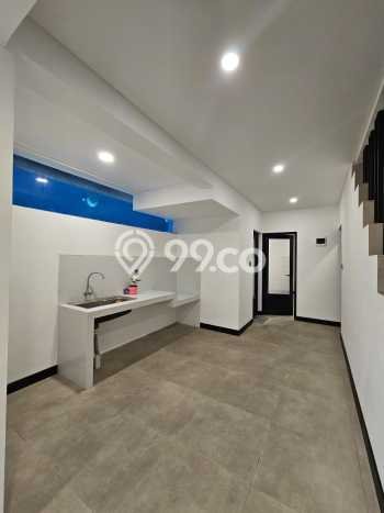 For Sale! Luxury House LT 140m2 Desain Elegan di Pondok Indah For Sale! Luxury House LT 140m2 Desain Elegan di Pondok Indah