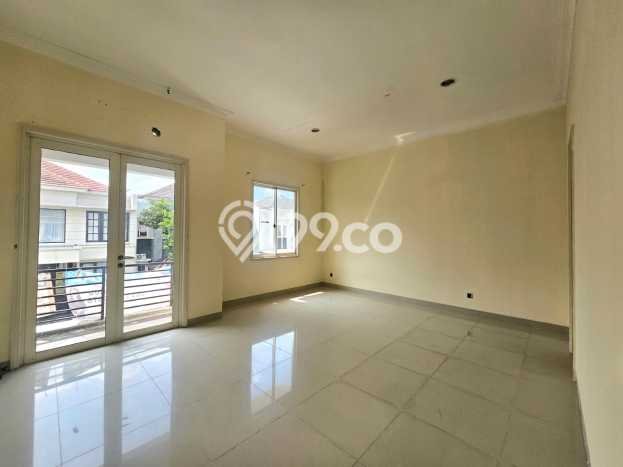 For Sale! Luxury House LT 200m2 Desain Elegan di Gading Serpong For Sale! Luxury House LT 200m2 Desain Elegan di Gading Serpong