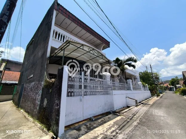 Rumah Strategis Minimalis Lb 190m2 di Mandalajati, Bandung Rumah Strategis Minimalis Lb 190m2 di Mandalajati, Bandung