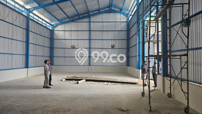 Disewakan Gudang di Kawasan Ramai Narogong Luas 510m2 Disewakan Gudang di Kawasan Ramai Narogong Luas 510m2
