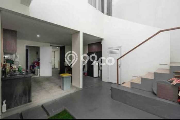 Hunian Elit LB 220m2 Siap Pakai Desain Elegan di Harapan Indah, Bekasi Hunian Elit LB 220m2 Siap Pakai Desain Elegan di Harapan Indah, Bekasi