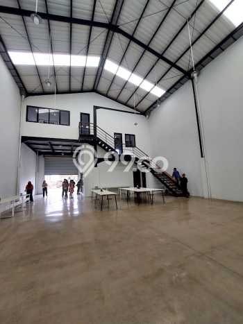 Gudang Dijual Lokasi Emas di Tangerang Luas 450m2 Gudang Dijual Lokasi Emas di Tangerang Luas 450m2