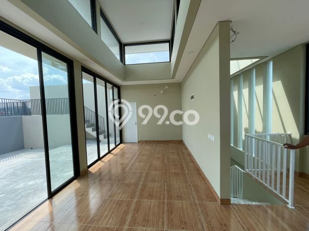 Jual Rumah Luas Elegan Dengan View Cantik di Pulomas, Jakarta Timur Jual Rumah Luas Elegan Dengan View Cantik di Pulomas, Jakarta Timur