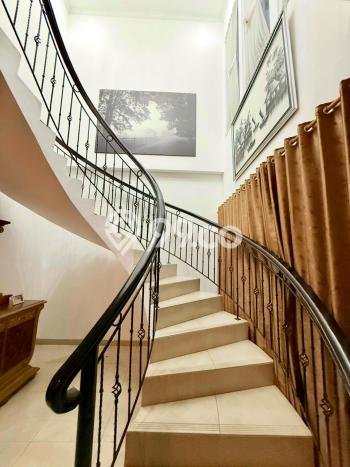 Rumah Mewah LB 330m2 Siap Huni Desain Elegan di Galaxy, Bekasi Rumah Mewah LB 330m2 Siap Huni Desain Elegan di Galaxy, Bekasi