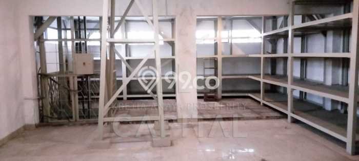 Ruko untuk Disewa di Pusat Bandung Luas Bangunan 405m2 Ruko untuk Disewa di Pusat Bandung Luas Bangunan 405m2