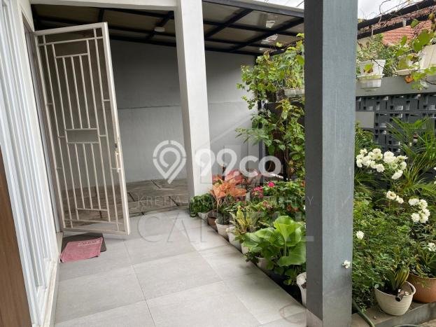 Dijual Rumah Modern 4 KT di Taman Kopo Indah, Bandung Dijual Rumah Modern 4 KT di Taman Kopo Indah, Bandung