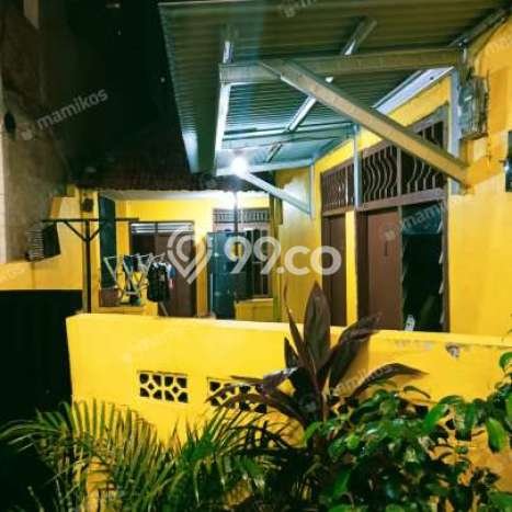 Kost Dijual Lokasi Kebayoran Lama, Jakarta Selatan, 26 KT, 6 KM, 300m2 Kost Dijual Lokasi Kebayoran Lama, Jakarta Selatan, 26 KT, 6 KM, 300m2