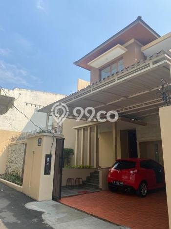 Rumah Luxury Modern Tanpa Renovasi di Kemang Jakarta Selatan Rumah Luxury Modern Tanpa Renovasi di Kemang Jakarta Selatan