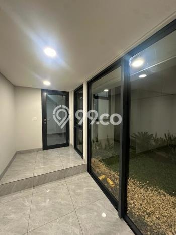 Lokasi terbaik! Rumah siap pakai dikontrakkan di BSD LB 198m2 Lokasi terbaik! Rumah siap pakai dikontrakkan di BSD LB 198m2