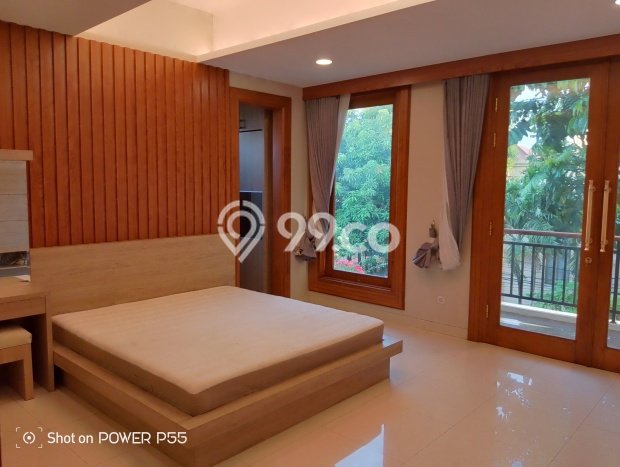 Rumah Disewakan Jakarta Selatan LT 150m2 LB 350m2 Kawasan Lebak Bulus Rumah Disewakan Jakarta Selatan LT 150m2 LB 350m2 Kawasan Lebak Bulus