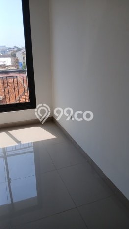 Dijual Cepat Rumah Favorit Siap Huni LB 135m2 di Kebon Jeruk, Jakarta Barat Dijual Cepat Rumah Favorit Siap Huni LB 135m2 di Kebon Jeruk, Jakarta Barat