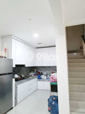 Rumah Elit Modern Tanpa Renovasi di Gading Serpong Tangerang Rumah Elit Modern Tanpa Renovasi di Gading Serpong Tangerang
