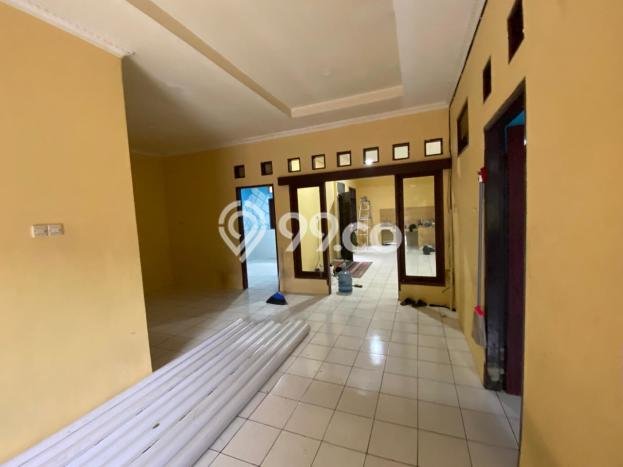 Rumah Luas Asri 3 KT Siap Pakai di Tanah Sareal Bogor Rumah Luas Asri 3 KT Siap Pakai di Tanah Sareal Bogor