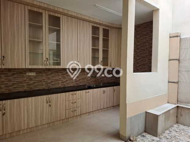 Dijual Rumah Mewah Megah Dengan View Cantik di Green Lake City, Jakarta Barat Dijual Rumah Mewah Megah Dengan View Cantik di Green Lake City, Jakarta Barat