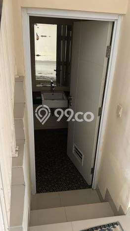 Jual Rumah Mewah Elegan Dengan View Eksklusif di Green Lake City, Jakarta Barat Jual Rumah Mewah Elegan Dengan View Eksklusif di Green Lake City, Jakarta Barat