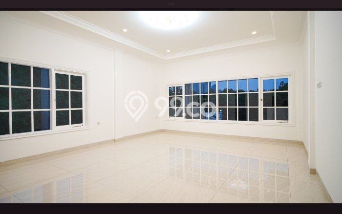 For Sale! Luxury House LT 973m2 Desain Modern di Kemang For Sale! Luxury House LT 973m2 Desain Modern di Kemang