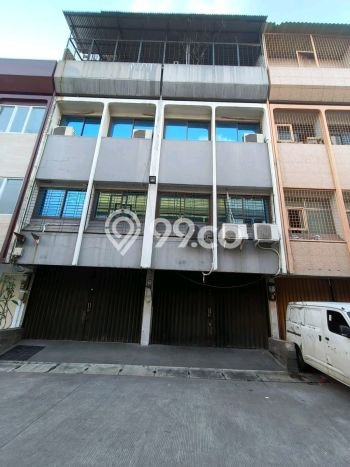 Ruko Dijual di Jakarta Pusat LT 120m2 & LB 480m2 Lokasi Terbaik! Ruko Dijual di Jakarta Pusat LT 120m2 & LB 480m2 Lokasi Terbaik!