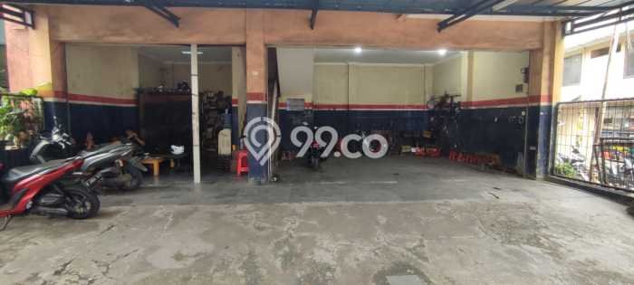 Ruko Dijual di Prime Area Jakarta Selatan Luas 108m2 Ruko Dijual di Prime Area Jakarta Selatan Luas 108m2