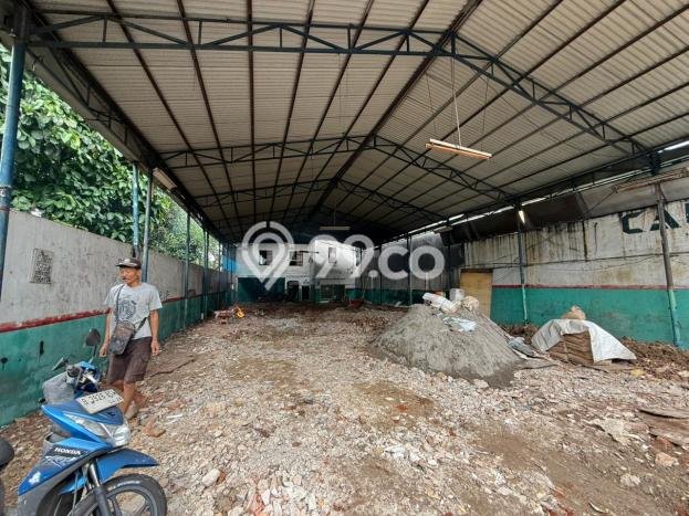 Gudang untuk Disewa di Pusat Jakarta Barat Luas Bangunan 384m2 Gudang untuk Disewa di Pusat Jakarta Barat Luas Bangunan 384m2