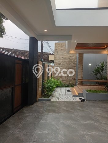 Rumah Luxury Modern Tanpa Renovasi di Radio Dalam Jakarta Selatan Rumah Luxury Modern Tanpa Renovasi di Radio Dalam Jakarta Selatan