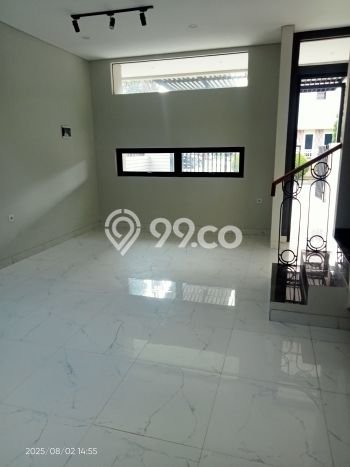 Jual Rumah Modern 4 KT di Gading Serpong, Tangerang Jual Rumah Modern 4 KT di Gading Serpong, Tangerang