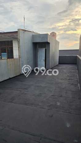 Ruko Disewakan di Area Ramai Kebayoran Baru, Jakarta Selatan Ruko Disewakan di Area Ramai Kebayoran Baru, Jakarta Selatan