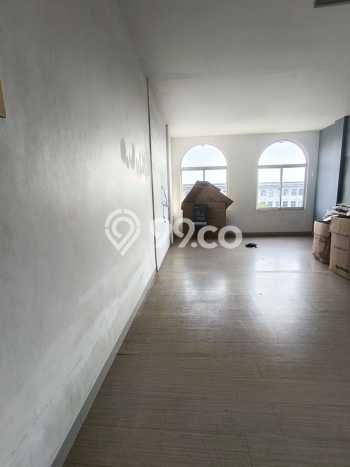 Unit Ruko Disewa Lokasi Cipondoh, Tangerang Spesifikasi Luas Bangunan 236m2 Unit Ruko Disewa Lokasi Cipondoh, Tangerang Spesifikasi Luas Bangunan 236m2