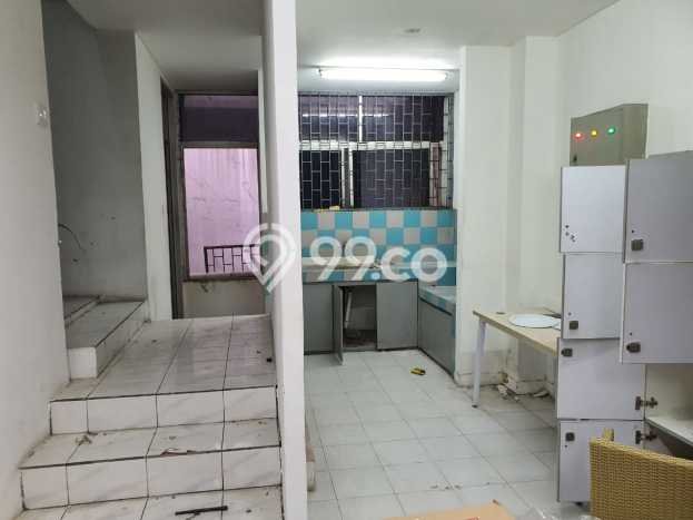 Ruko Disewakan Cepat di Kebayoran Baru Jakarta Selatan LB 437m2 Ruko Disewakan Cepat di Kebayoran Baru Jakarta Selatan LB 437m2
