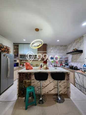 Jual Rumah Luas Elegan Dengan View Eksklusif di BSD City, Tangerang Jual Rumah Luas Elegan Dengan View Eksklusif di BSD City, Tangerang