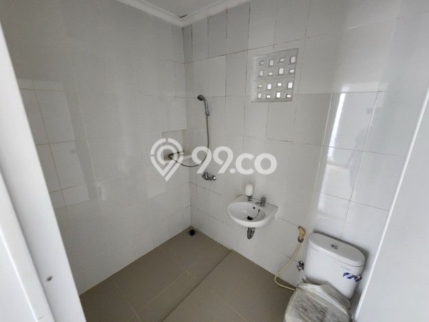 Dijual Rumah Luas Elegan Dengan View Cantik di Gading Serpong, Tangerang Dijual Rumah Luas Elegan Dengan View Cantik di Gading Serpong, Tangerang