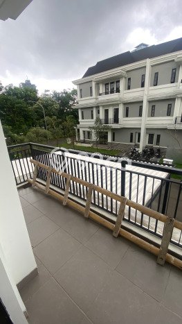 Dijual Rumah Luas Elegan Dengan View Cantik di Alam Sutera, Tangerang Dijual Rumah Luas Elegan Dengan View Cantik di Alam Sutera, Tangerang