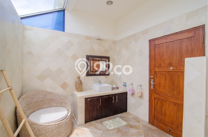 Vila Nyaman di , Dimensi 3400m2m², Dekat ke beragam kebutuhan Vila Nyaman di , Dimensi 3400m2m², Dekat ke beragam kebutuhan