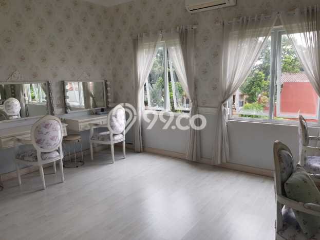 Dijual! Ruko di Gading Serpong Tangerang LT 85m2 / LB 250m2 Kawasan Bisnis Dijual! Ruko di Gading Serpong Tangerang LT 85m2 / LB 250m2 Kawasan Bisnis