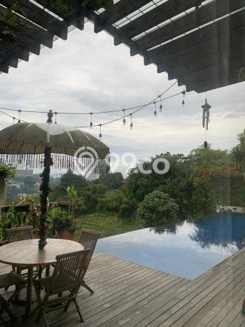 Rumah Mewah LB 644m2 Siap Huni Desain Elegan di Dago, Bandung Rumah Mewah LB 644m2 Siap Huni Desain Elegan di Dago, Bandung
