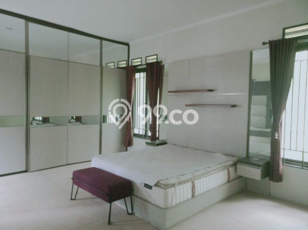 Ready to Use! Luxury House LT 349m2 Desain Elegan di Kota Baru Parahyangan Ready to Use! Luxury House LT 349m2 Desain Elegan di Kota Baru Parahyangan