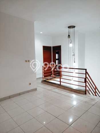 Dijual Rumah Eksklusif 4 KT di Buah Batu, Bandung Dijual Rumah Eksklusif 4 KT di Buah Batu, Bandung