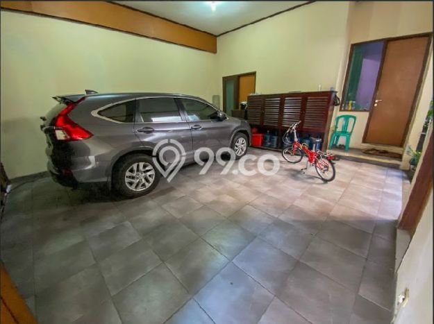 Dijual Rumah Luas Megah Dengan View Eksklusif di Buah Batu, Bandung Dijual Rumah Luas Megah Dengan View Eksklusif di Buah Batu, Bandung
