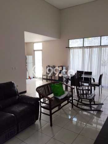 Disewakan! Rumah 4 Kamar Tidur &
3 Kamar Mandi di Kota Baru Parahyangan, Bandung Disewakan! Rumah 4 Kamar Tidur &
3 Kamar Mandi di Kota Baru Parahyangan, Bandung