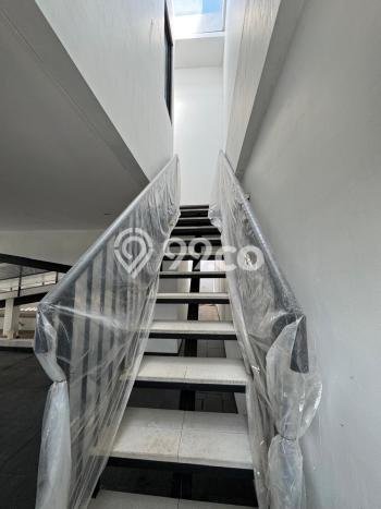 For Sale! Luxury House LT 295m2 Desain Elegan di Summarecon Bandung For Sale! Luxury House LT 295m2 Desain Elegan di Summarecon Bandung