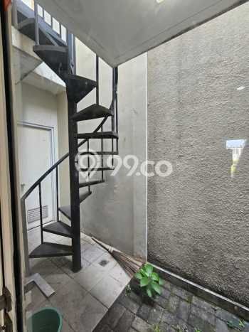 Rumah Modern 3 KT di Gading Serpong Tangerang Semi Furnished Rumah Modern 3 KT di Gading Serpong Tangerang Semi Furnished