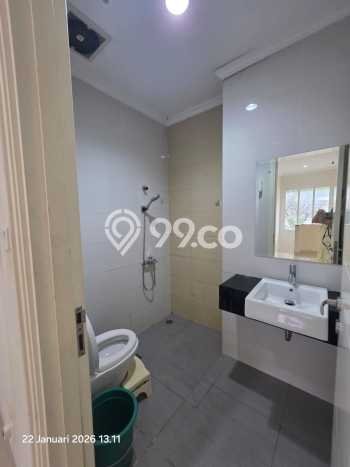 Jual Rumah Mewah Elegan Dengan View Cantik di Gading Serpong, Tangerang Jual Rumah Mewah Elegan Dengan View Cantik di Gading Serpong, Tangerang
