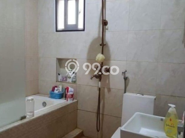 Hunian Cantik Modern Lb 320m2 di Tangerang, Tangerang Hunian Cantik Modern Lb 320m2 di Tangerang, Tangerang