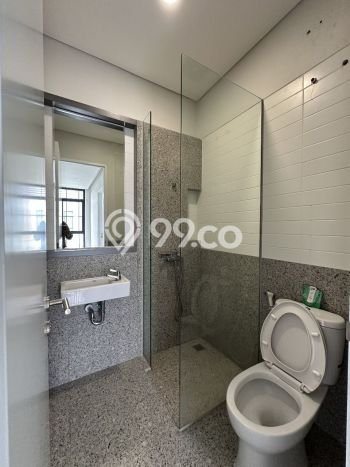 Rumah Elit Modern Tanpa Renovasi di BSD Green Wich Tangerang Rumah Elit Modern Tanpa Renovasi di BSD Green Wich Tangerang